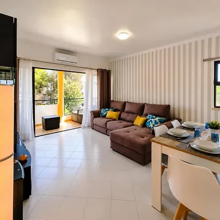 Flh Balcony With Pool