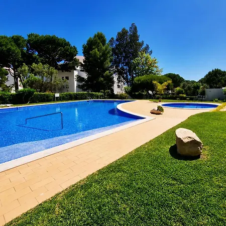 Flh Balcony With Pool