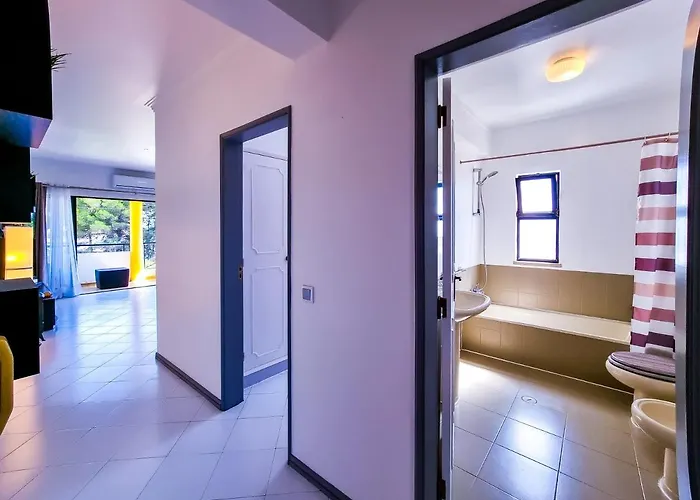 Flh Balcony With Pool Apartmán Vilamoura