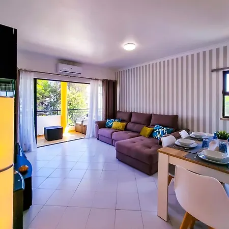 Flh Balcony With Pool Lejlighed Vilamoura